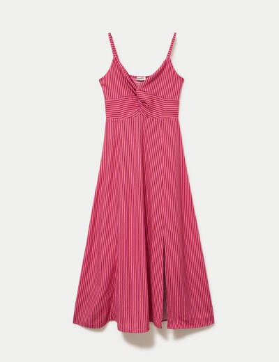 Robe longue &eacute;vas&eacute;e col coeur rose framboise femme