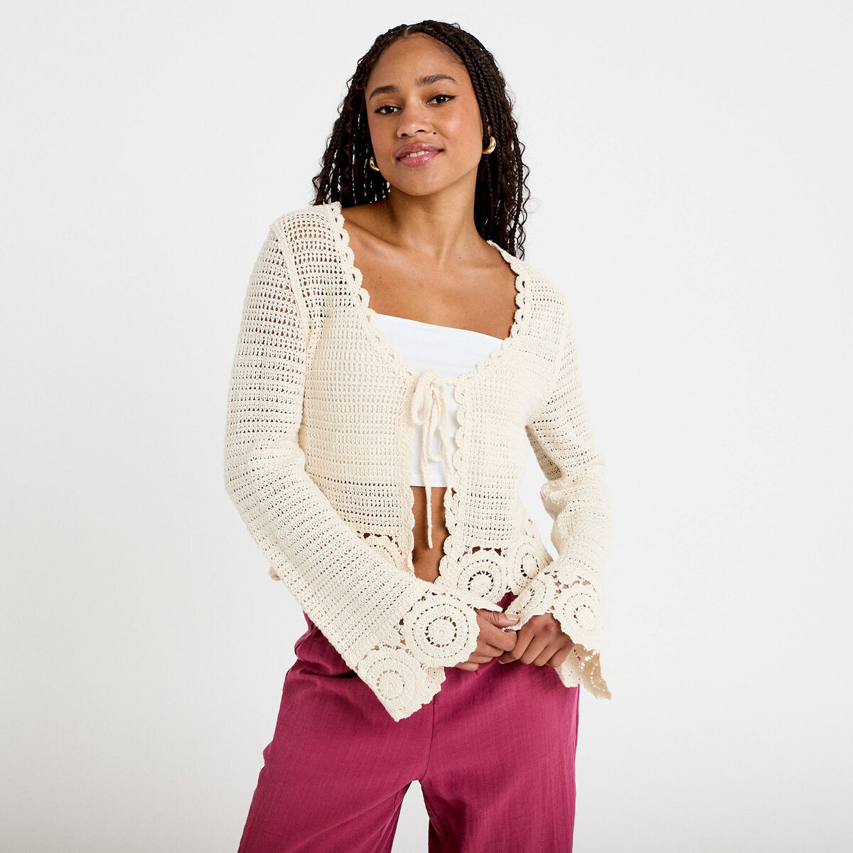 Gilet col v manches longues avec noeuds ecru femme