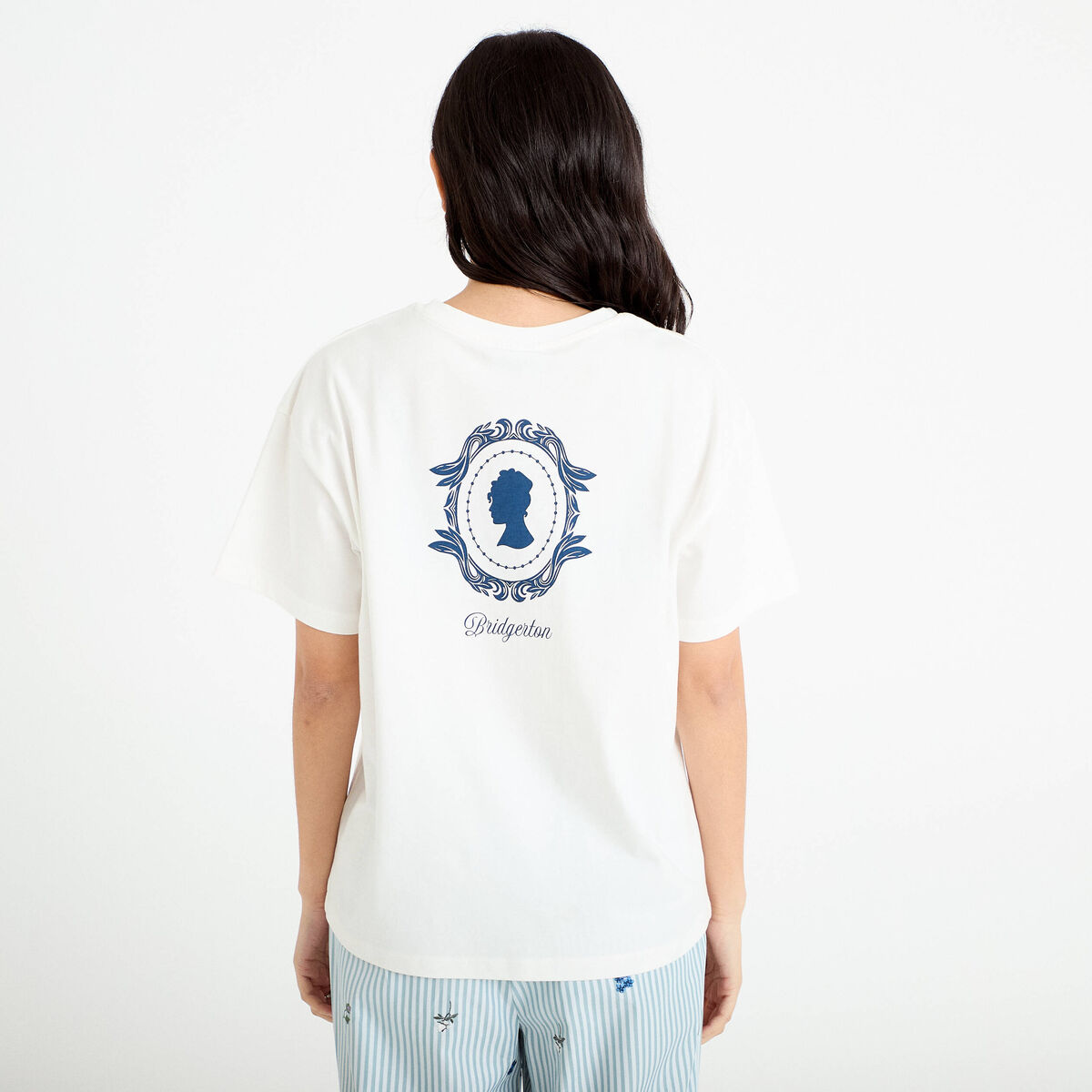 T-shirt oversize brod&eacute; Bridgerton ecru femme