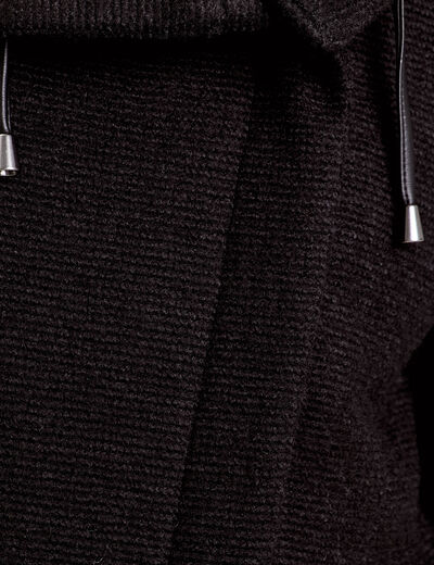 Manteau cintr&eacute; asym&eacute;trique noir femme