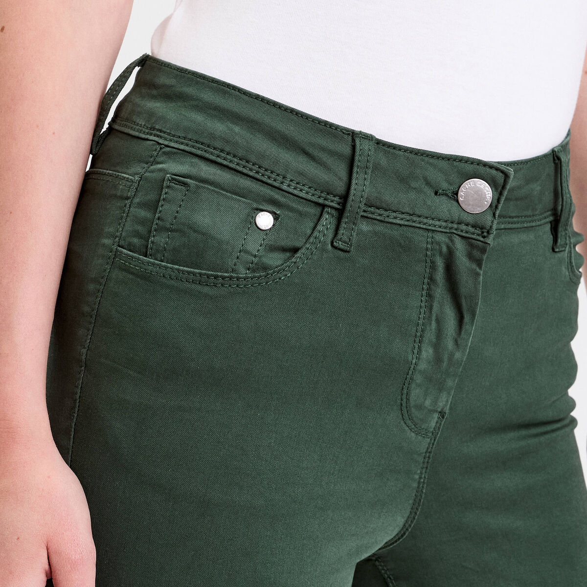 Jeans slim 5 poches vert fonc&eacute; femme