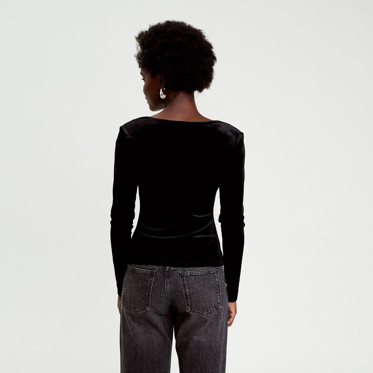 Top ajust&eacute; velours noir femme