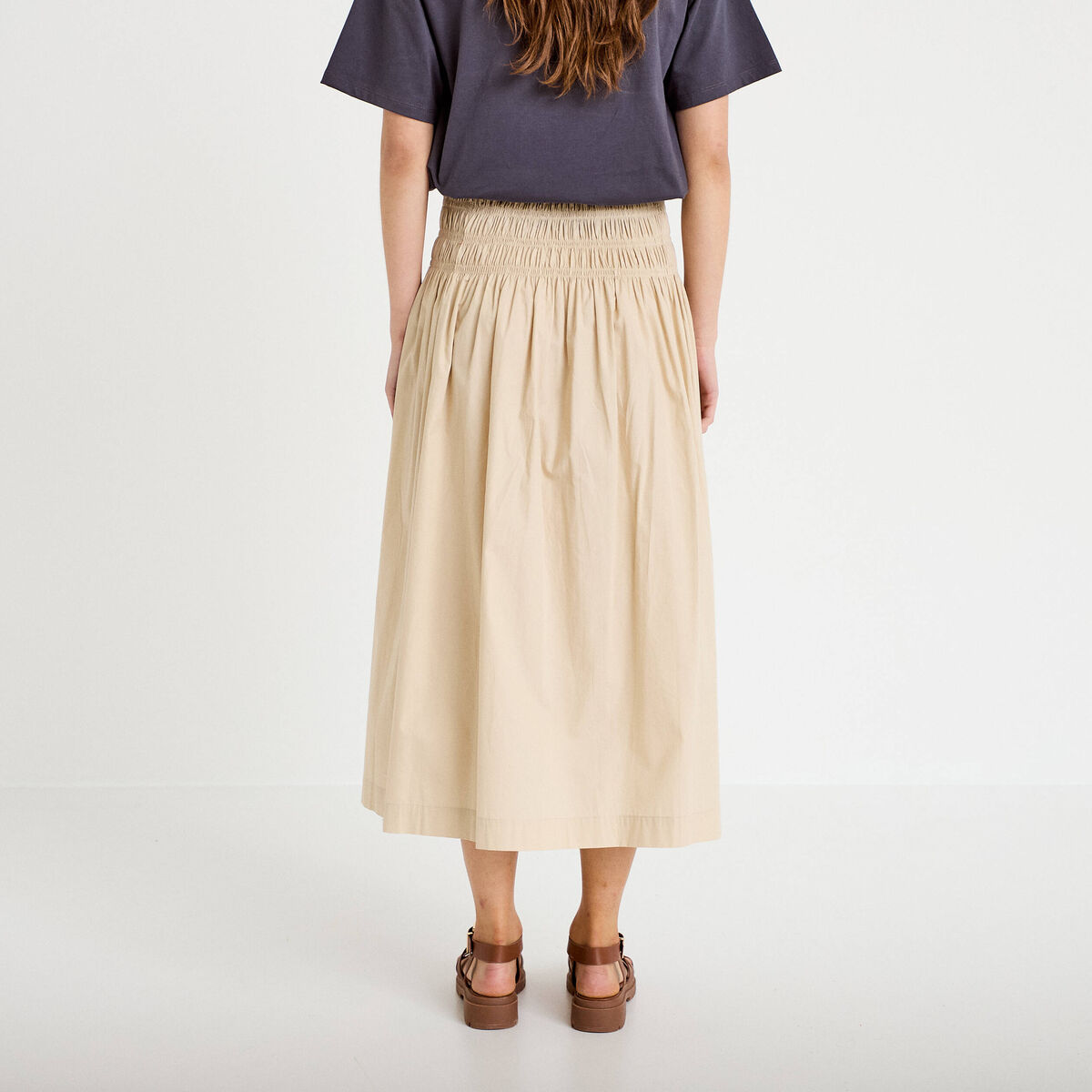 Jupon &eacute;vas&eacute; taille smock&eacute;e beige femme