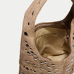 Sac aspect daim d&eacute;tails clout&eacute;s beige femme