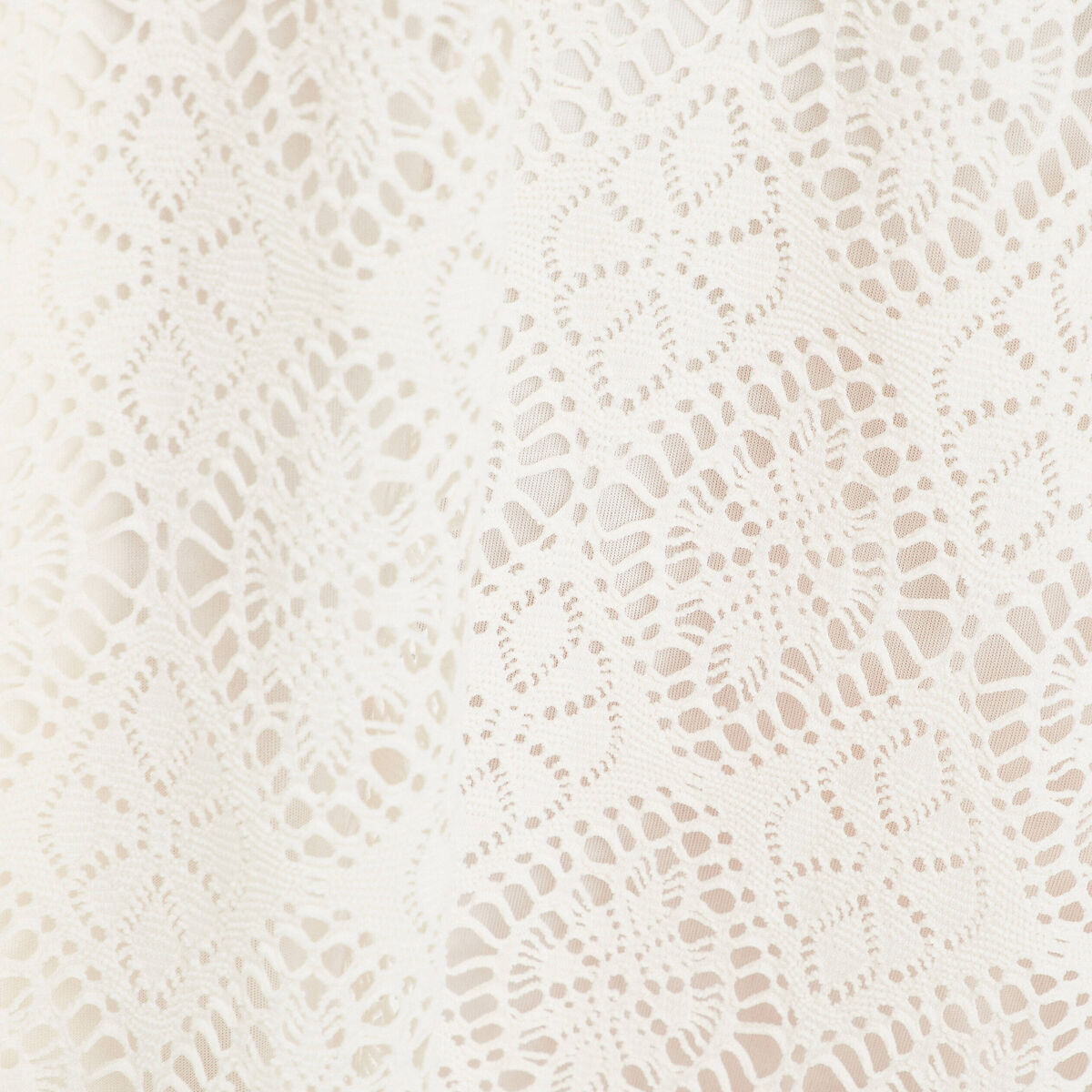 Robe &eacute;vas&eacute;e dentelle ecru femme