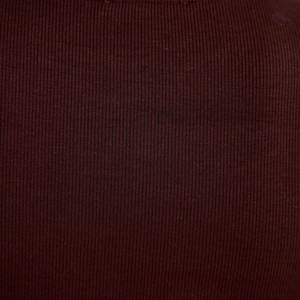T-shirt ajust&eacute; col rond manches longues marron fonc&eacute; femme