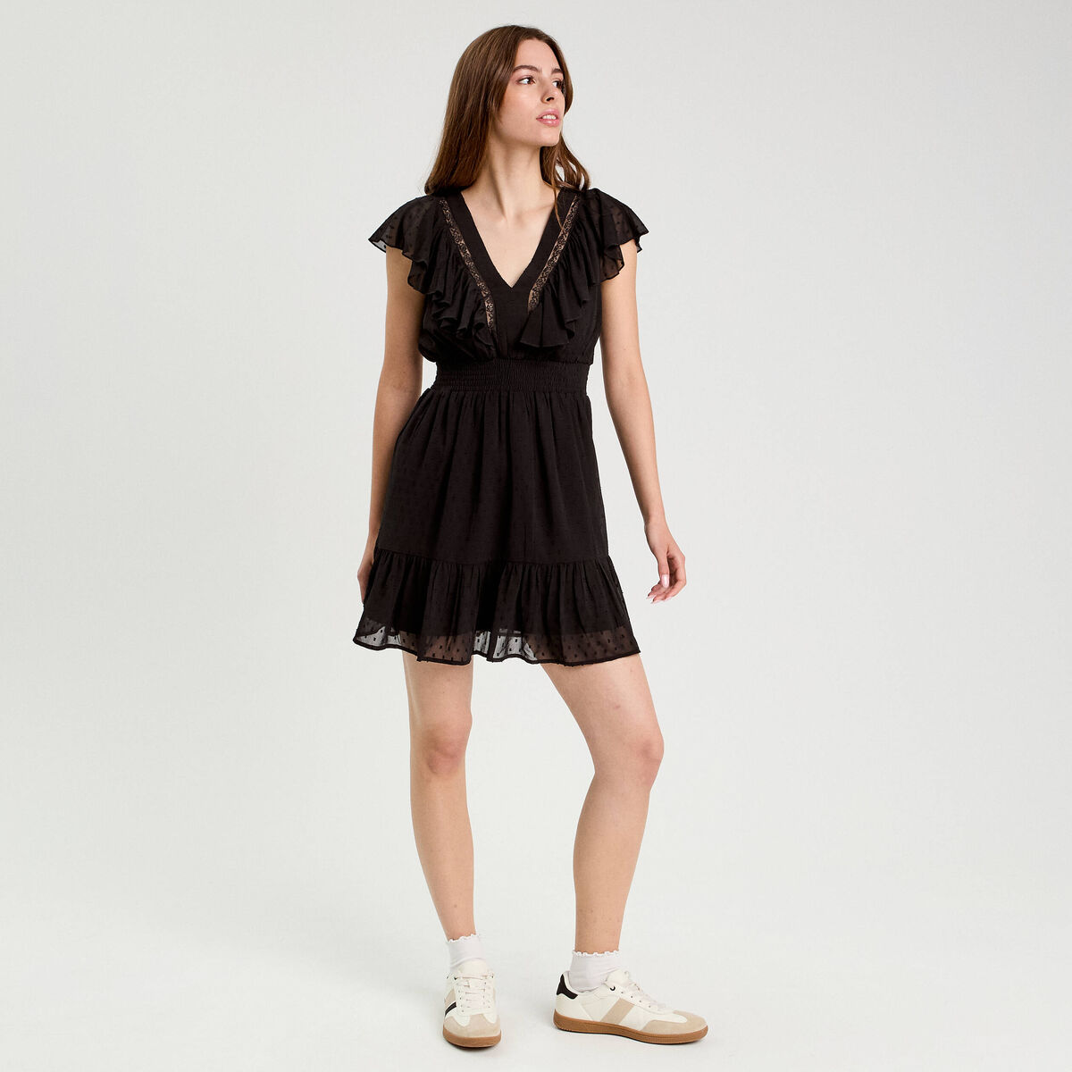 Robe &eacute;vas&eacute;e plumetis noir femme