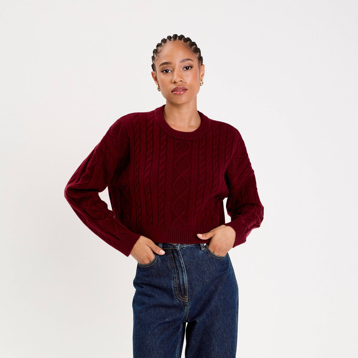 Pull avec torsades rouge fonc&eacute; femme