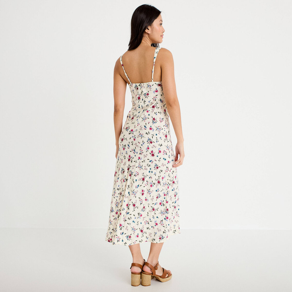 Robe d&eacute;collet&eacute; bretelles aspect dentelle beige clair femme