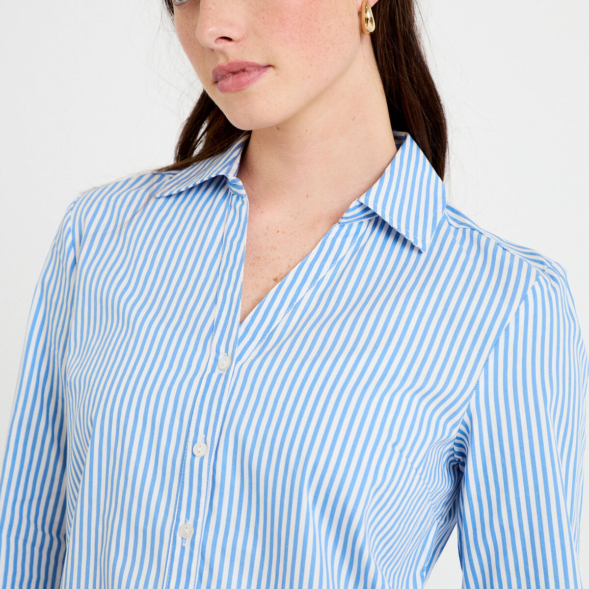 Chemise col classique bleu femme