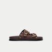 Mules d&eacute;tails clout&eacute;s marron fonc&eacute; femme