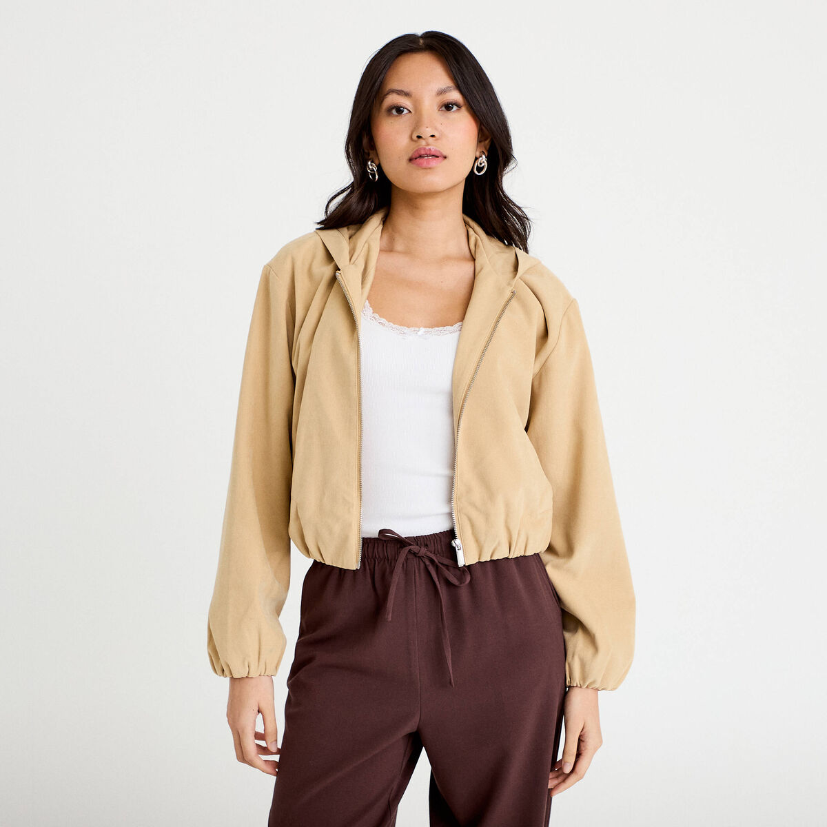 Veste cropped &agrave; capuche manches longues beige femme