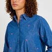Chemise droite en jean col am&eacute;ricain denim stone femme