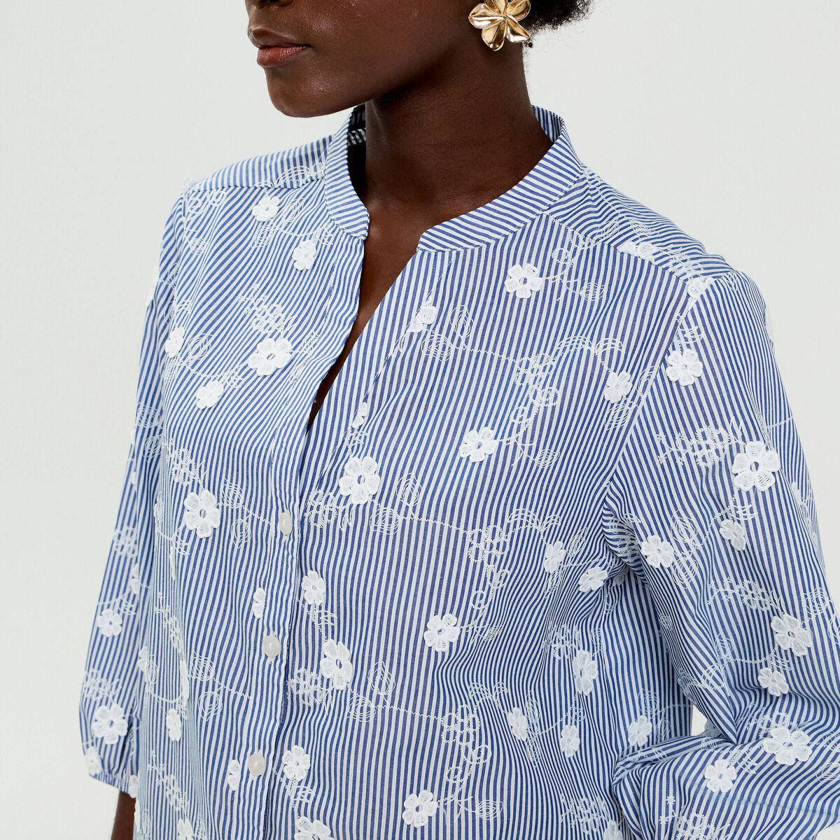 Blouse brod&eacute;e col mao manches 3/4 blanc femme