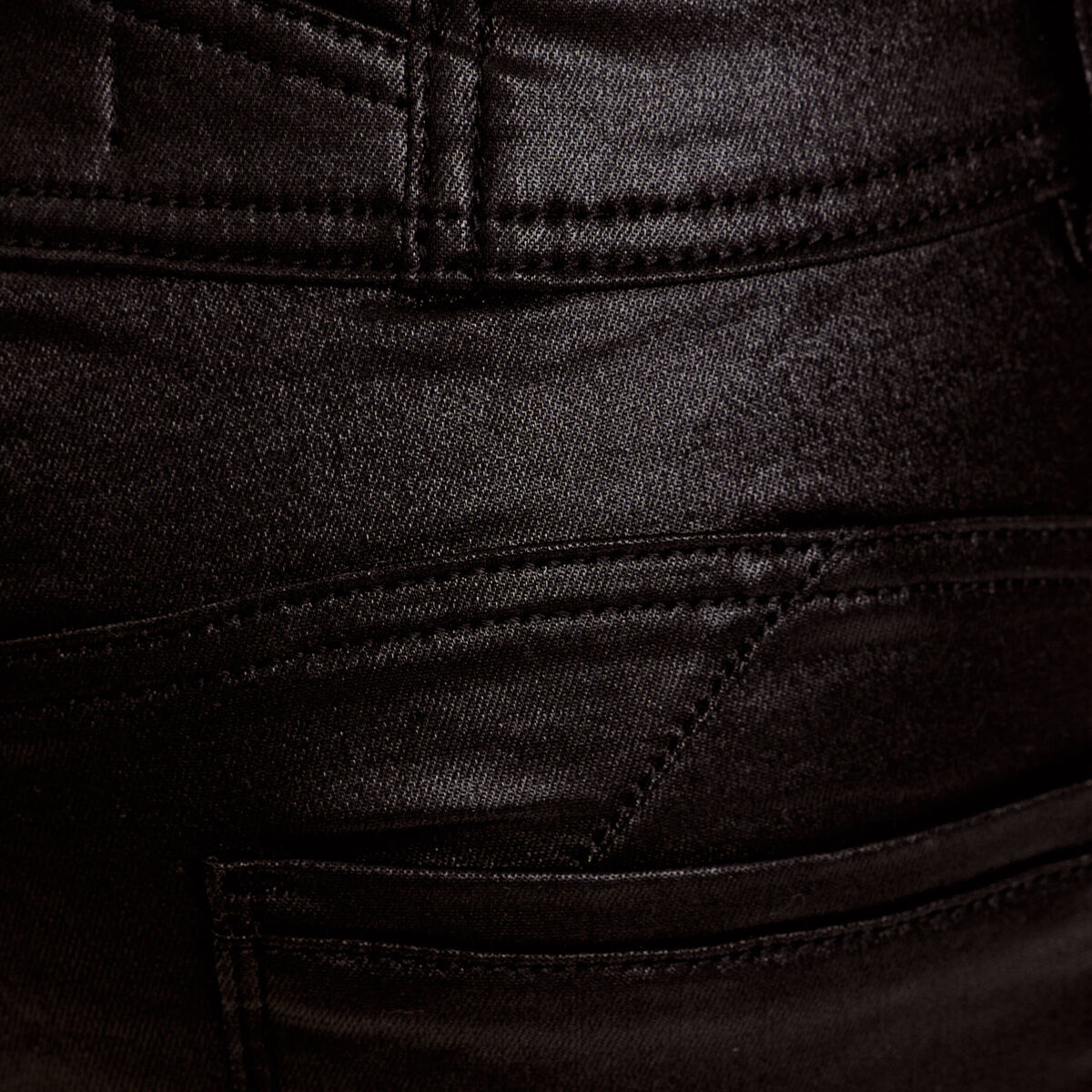Pantalon enduit slim push-up denim noir enduit femme