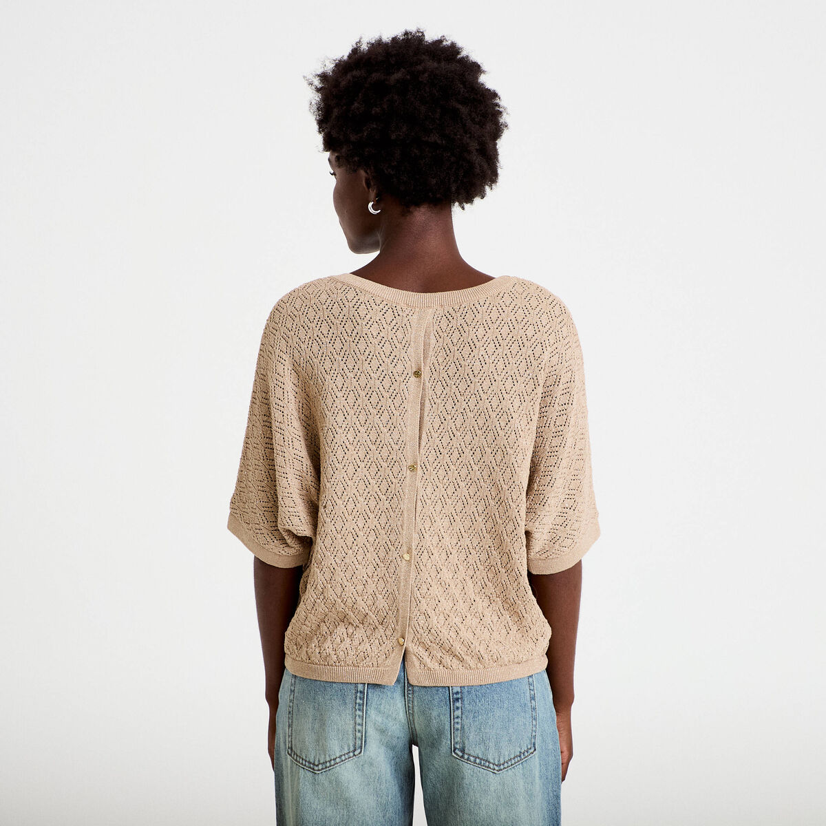 Pull ajour&eacute; col v manches courtes beige femme