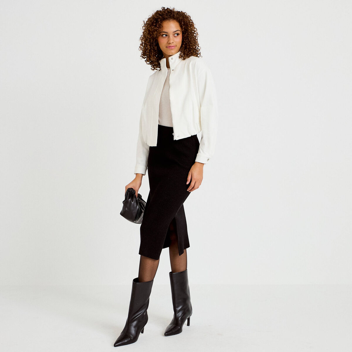 Jupe ajust&eacute;e longueur 3/4 noir femme
