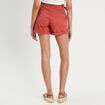 Short chino ceintur&eacute; vieux rose femme