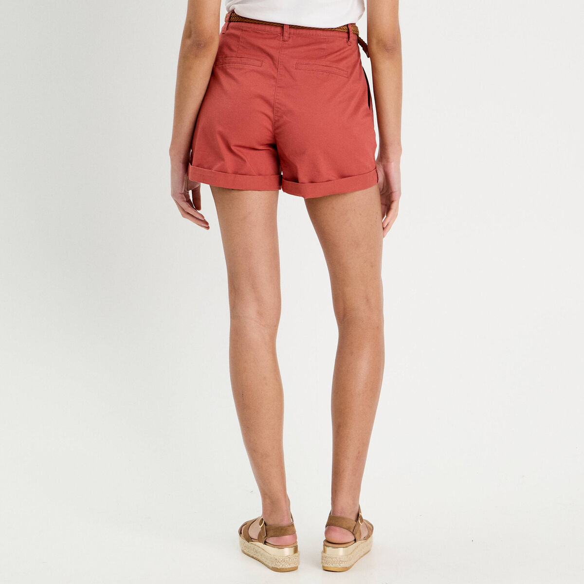 Short chino ceintur&eacute; vieux rose femme