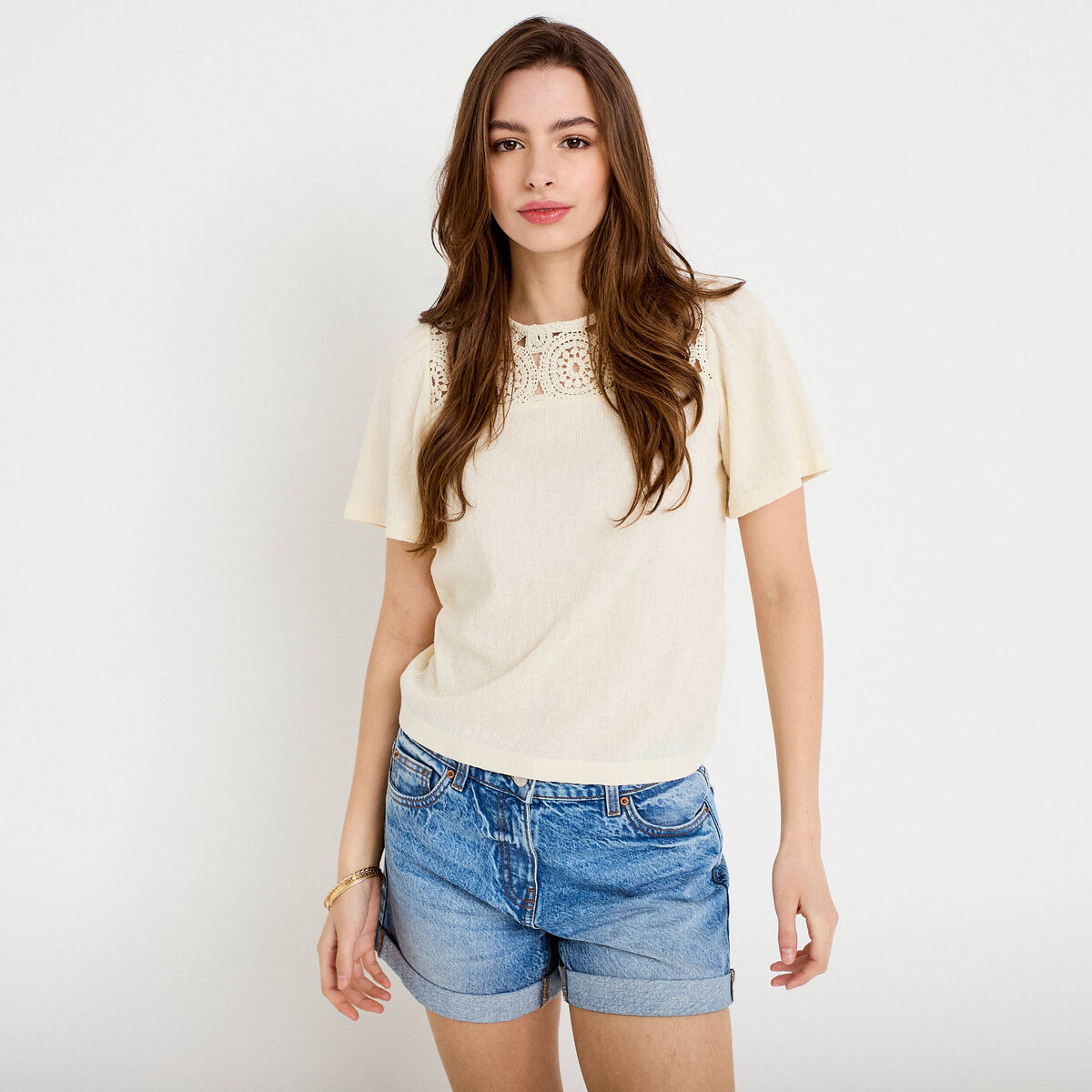 T-shirt manches courtes aspect dentelle ecru femme