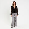 Blouse brod&eacute;e volant&eacute;e noir femme