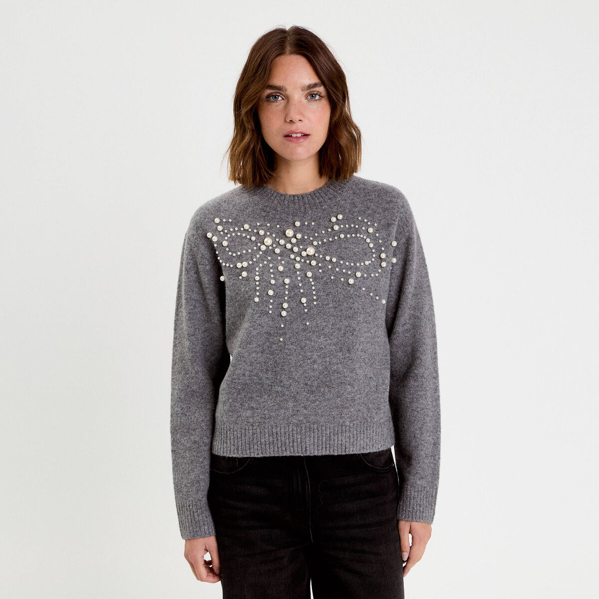 Pull avec perles gris fonc&eacute; femme