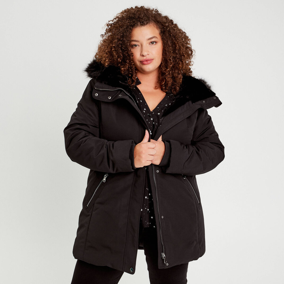 Parka &agrave; capuche fausse fourrure noir femme