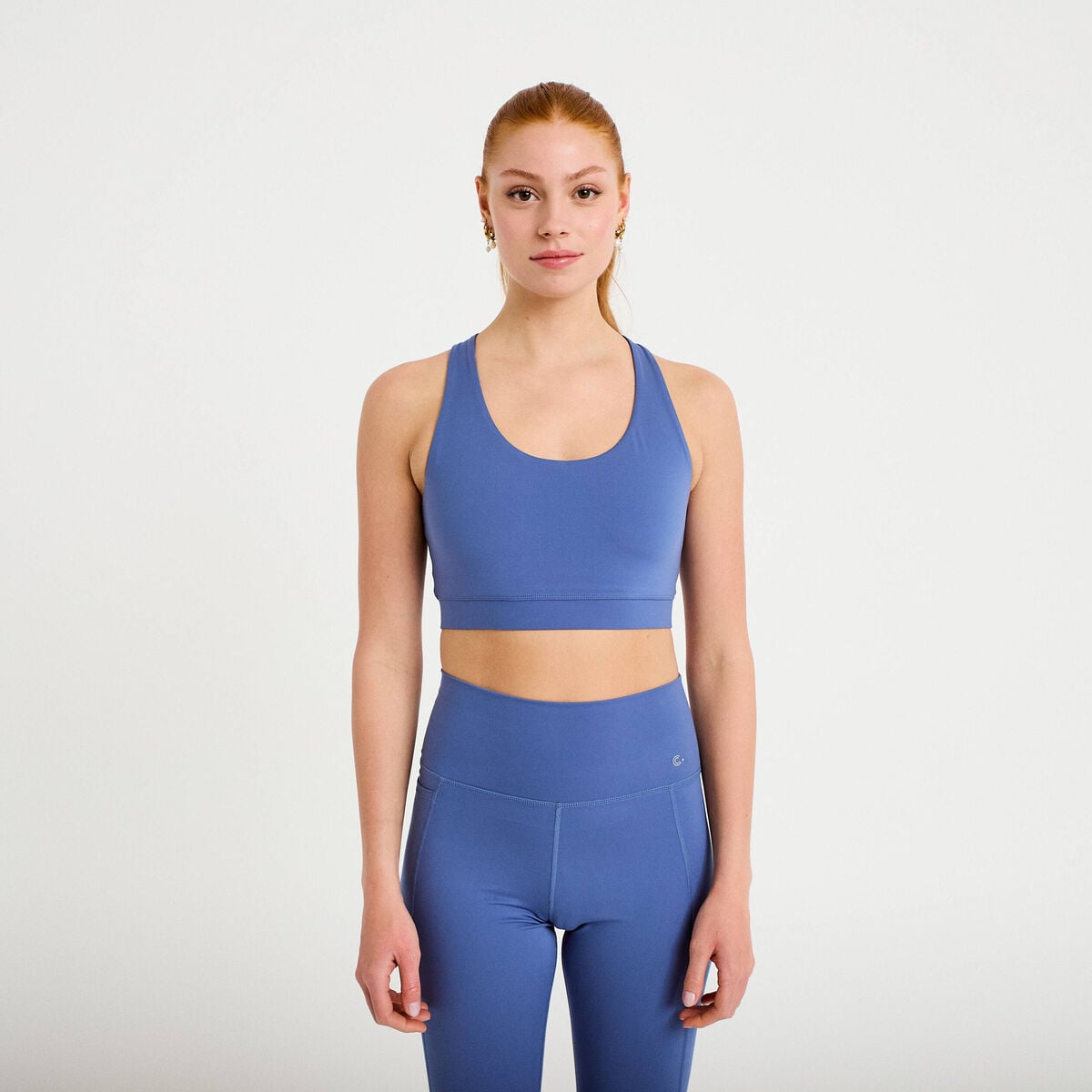 Brassi&egrave;re de sport activewear bleu fonc&eacute; femme
