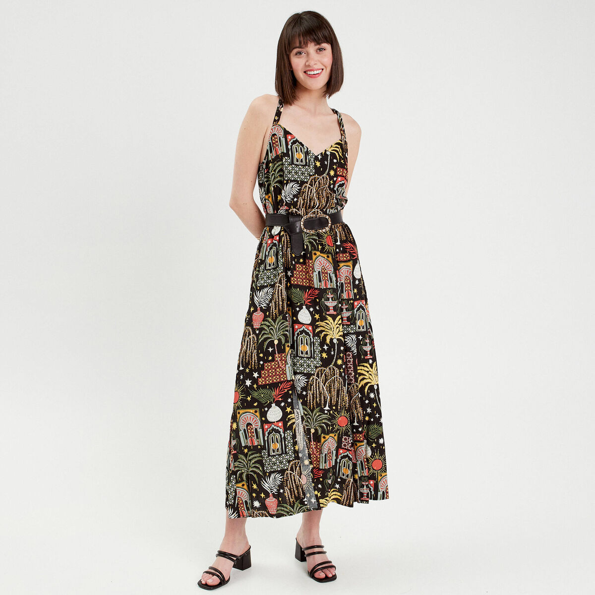 Robe longue &eacute;vas&eacute;e bretelles noir femme