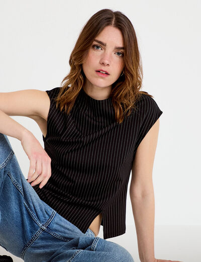 T-shirt ajust&eacute; sans manches noir femme