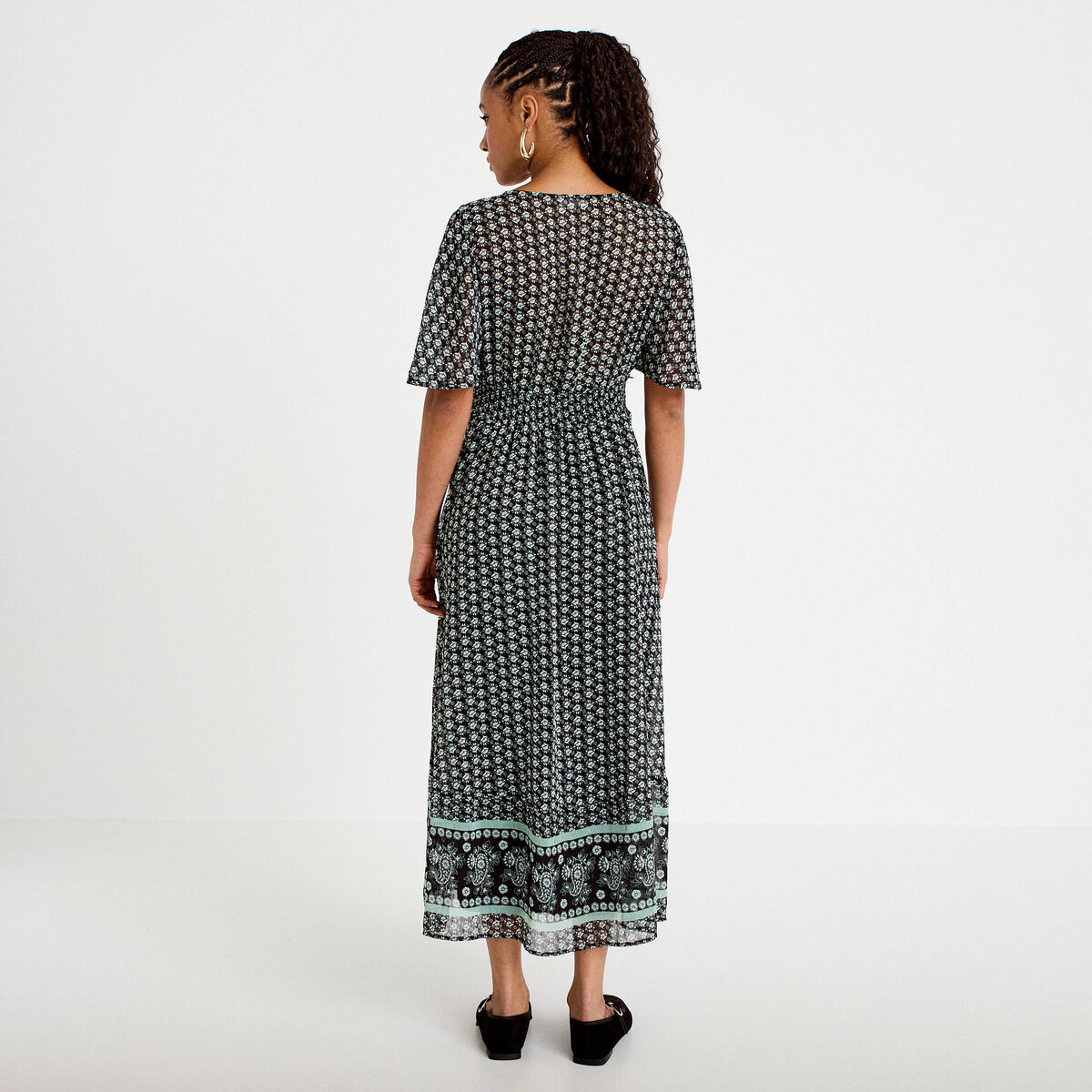 Robe longue &eacute;vas&eacute;e col v voile noir femme