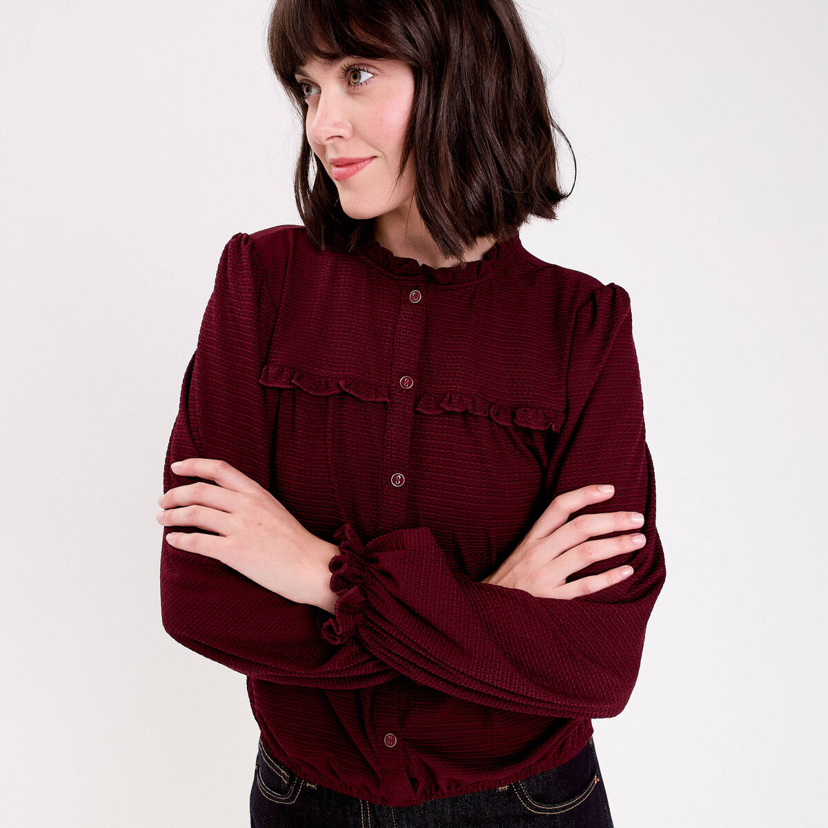 Blouse d&eacute;tails volants violet fonc&eacute; femme