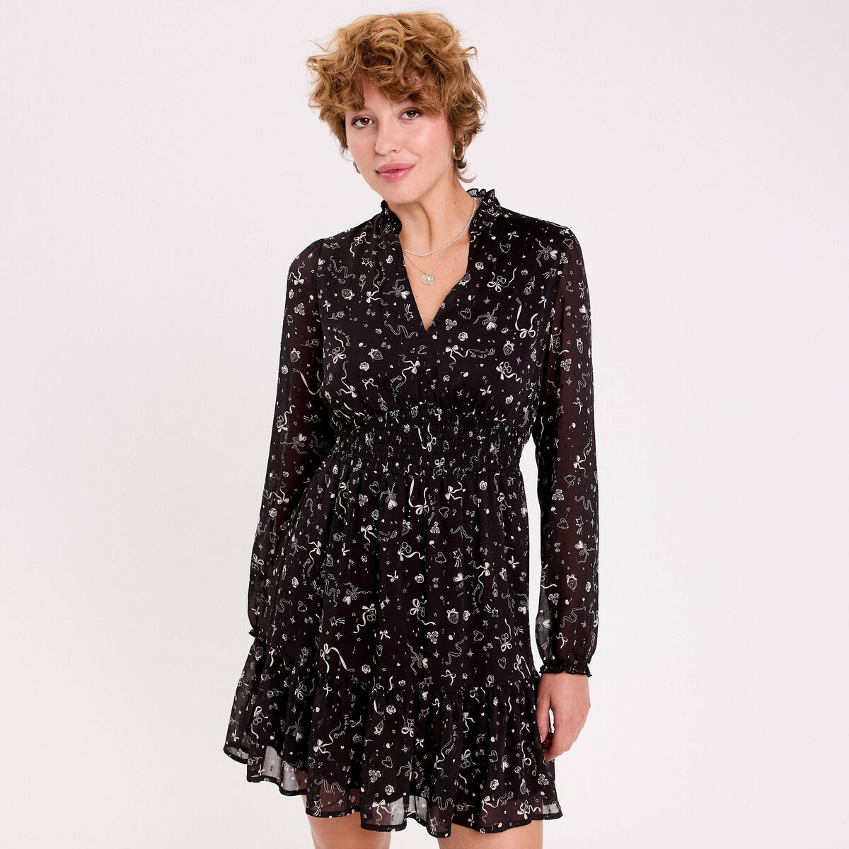 Robe &eacute;vas&eacute;e col v noir femme