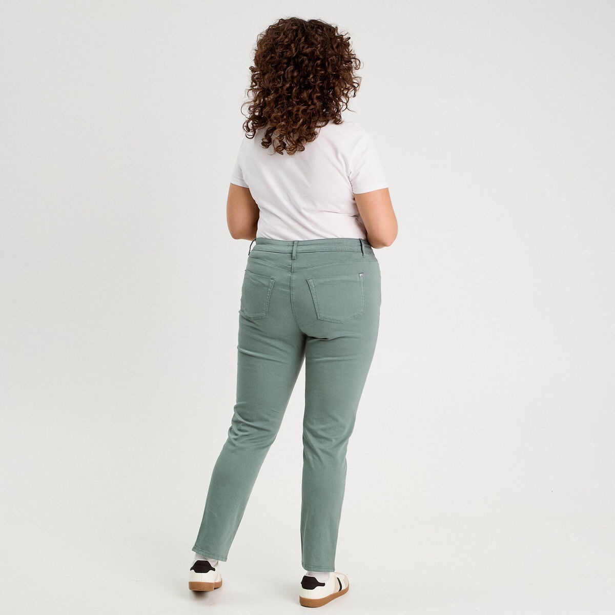 Jeans slim 5 poches vert fonc&eacute; femme