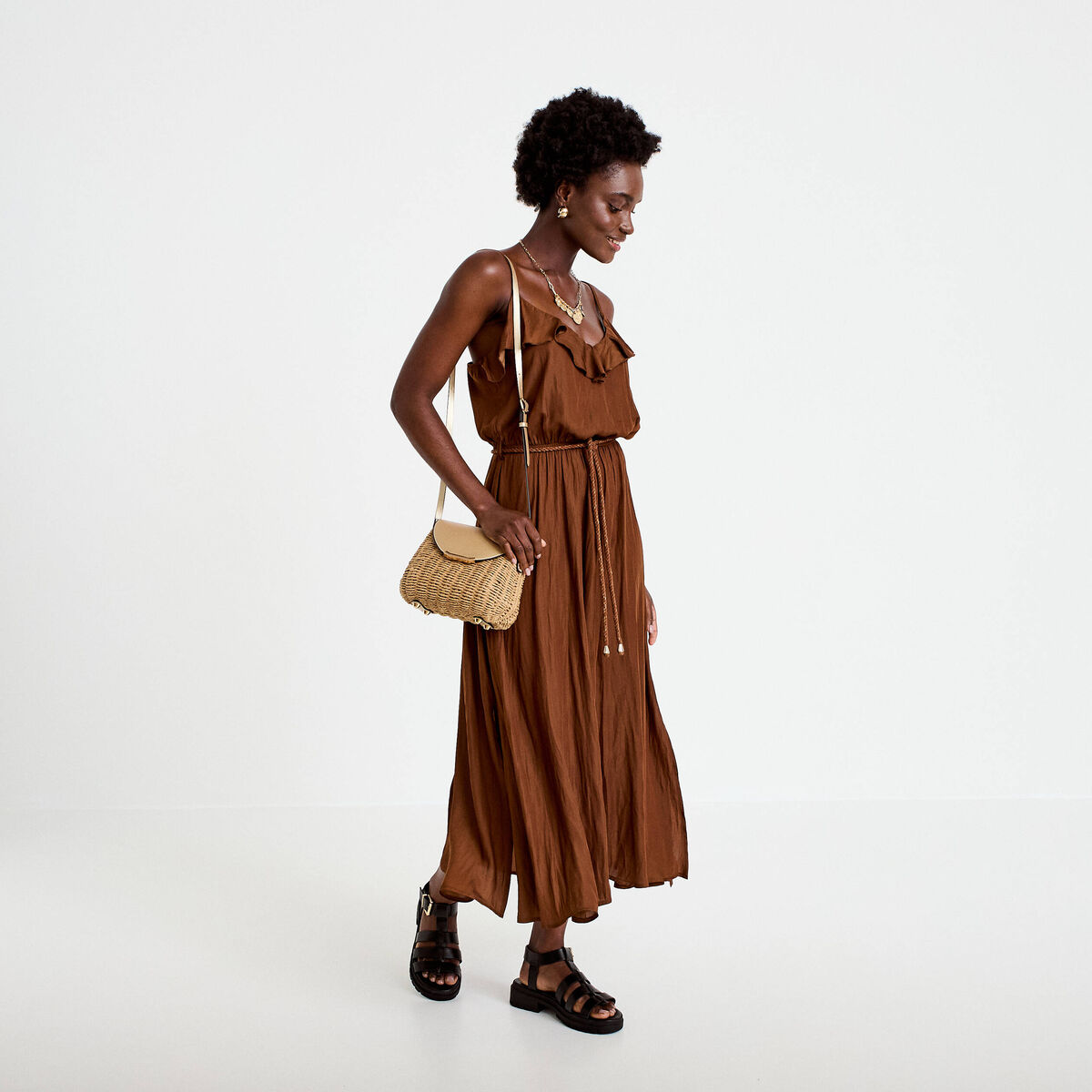 Robe longue &eacute;vas&eacute;e col v bretelles marron femme