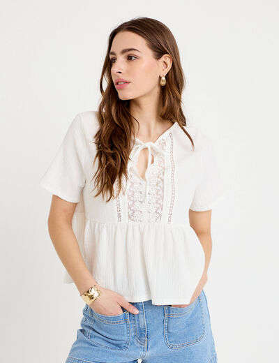 Blouse col v manches courtes dentelle ecru femme