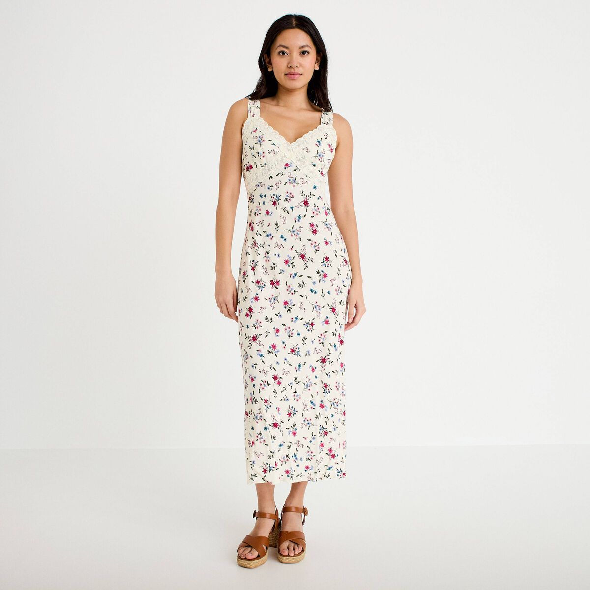 Robe d&eacute;collet&eacute; bretelles aspect dentelle beige clair femme