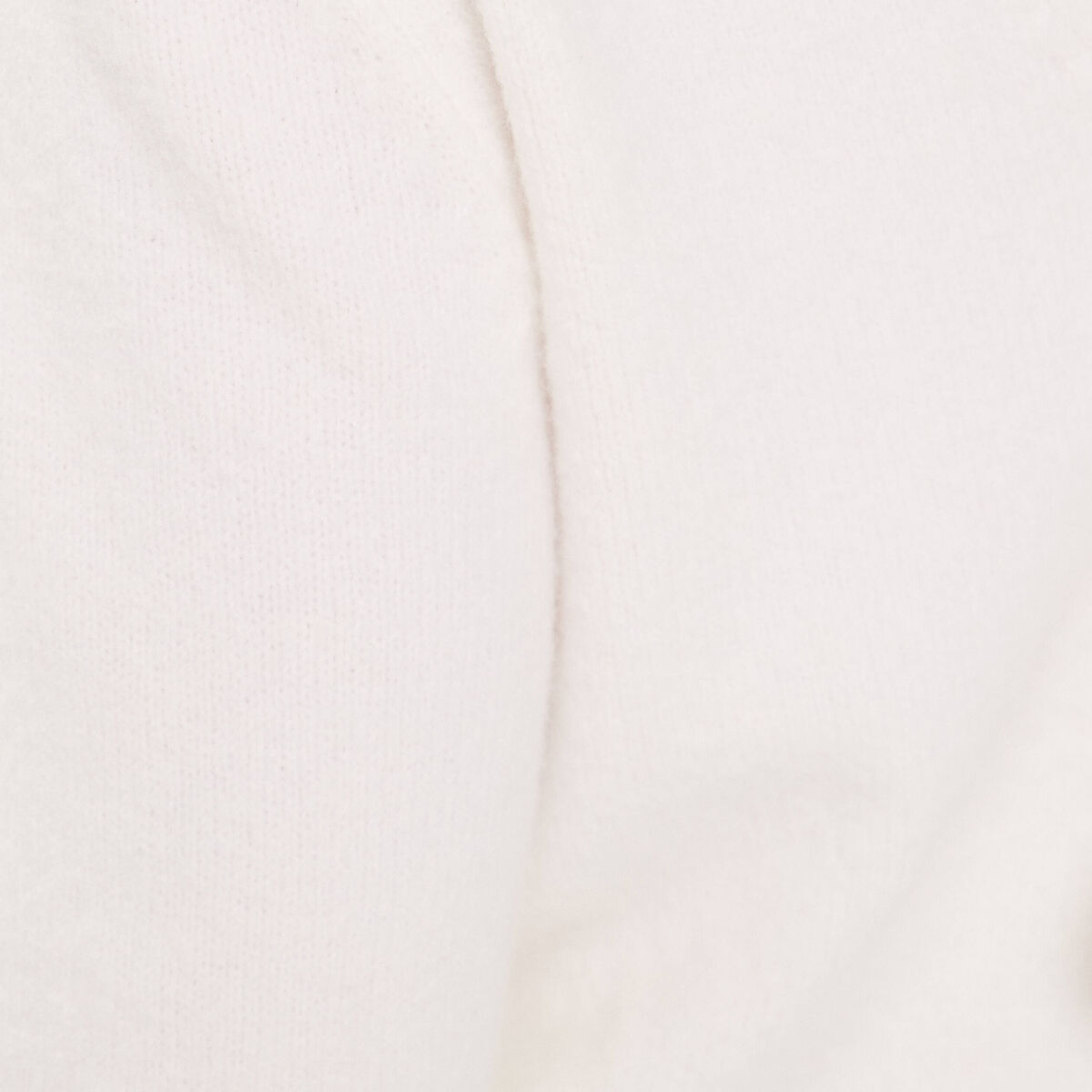Pull d&eacute;collet&eacute; dos avec fleurs en relief ecru femme