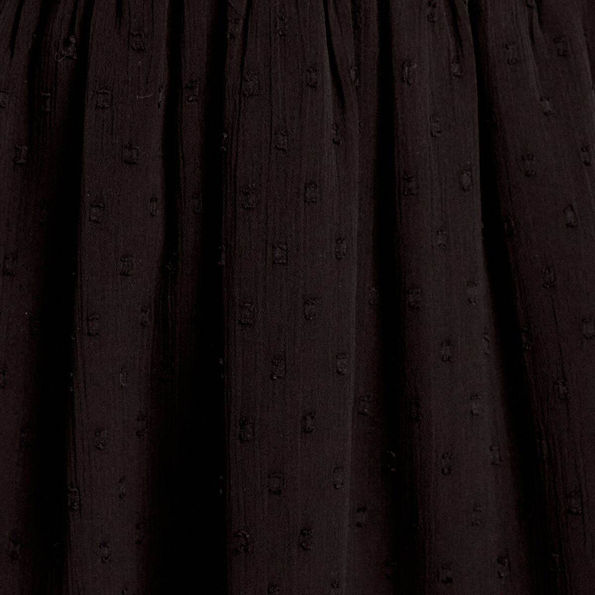 Robe &eacute;vas&eacute;e plumetis noir femme