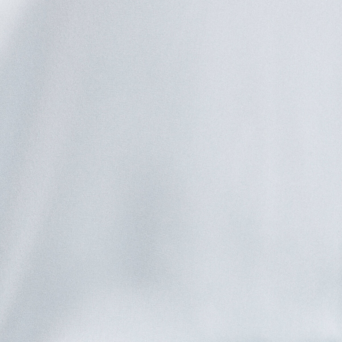 Chemise satin&eacute;e bleu clair femme