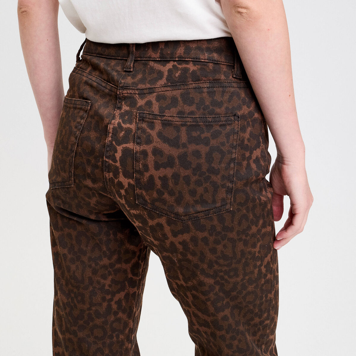 Pantalon droit marron femme