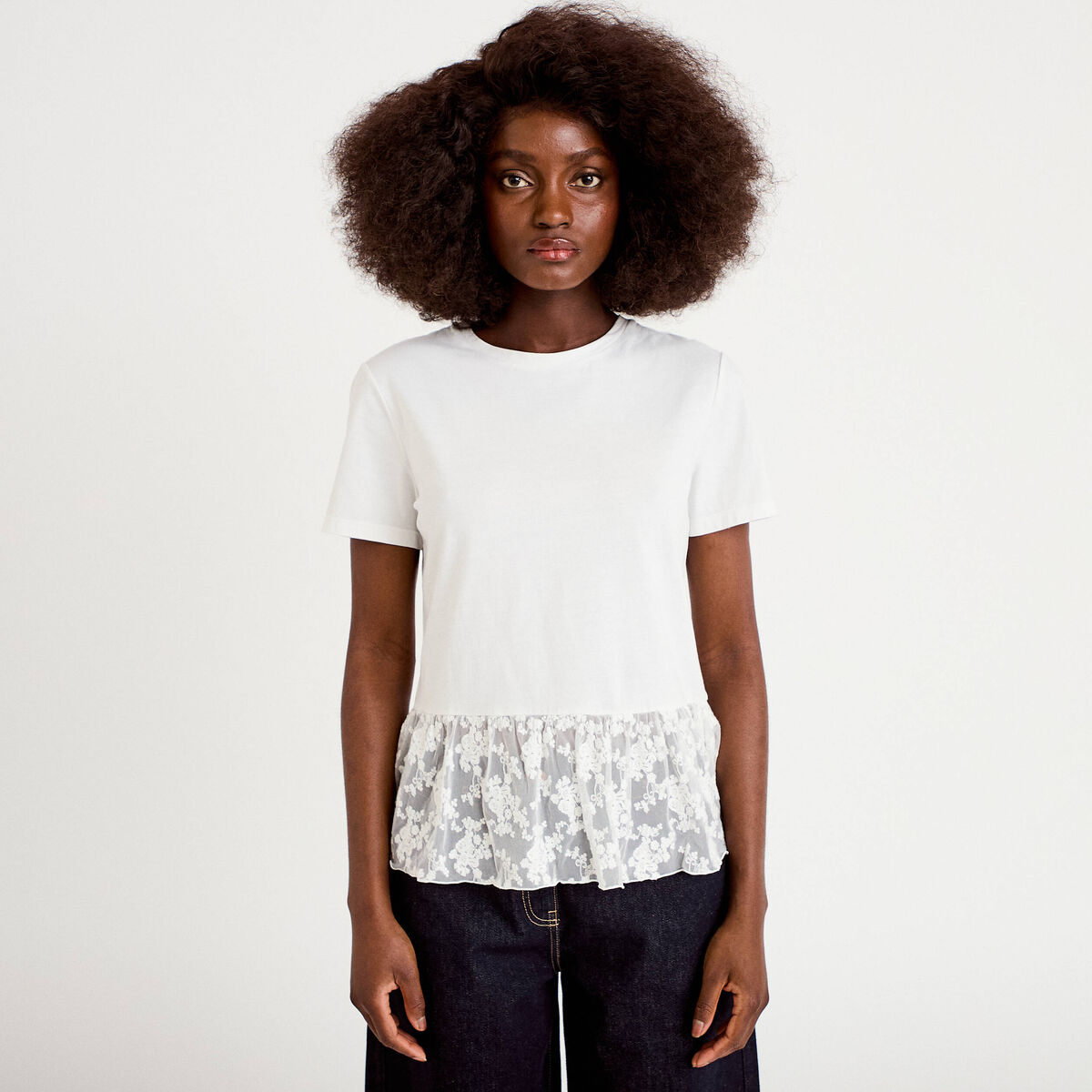T-shirt manches courtes en dentelle ecru femme
