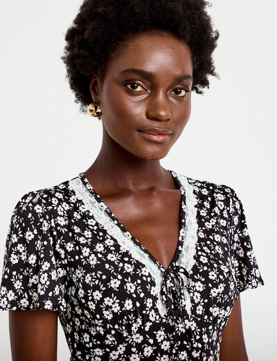 Robe courte d&eacute;tail dentelle noir femme