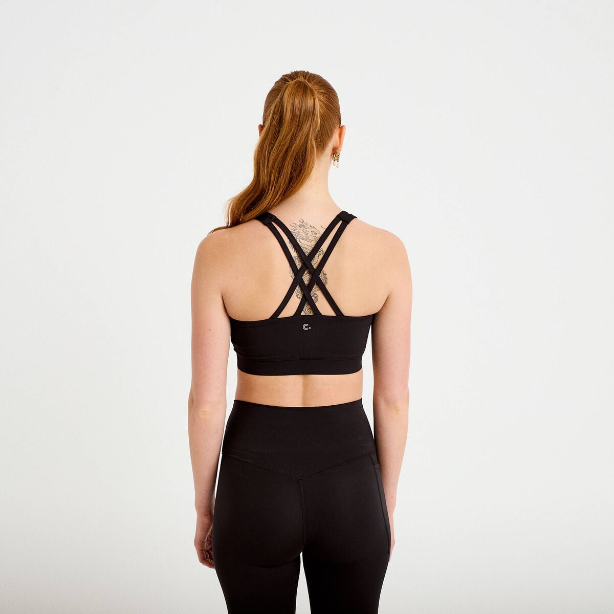 Brassi&egrave;re de sport fines bretelles noir femme
