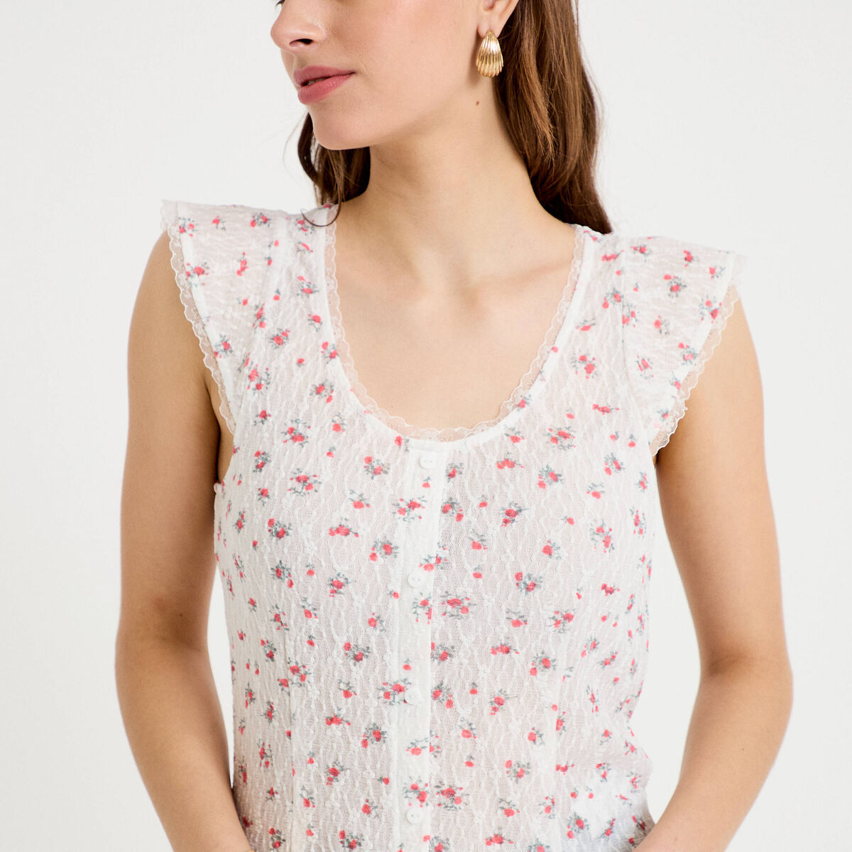 Top boutonn&eacute; d&eacute;tails dentelle blanc femme