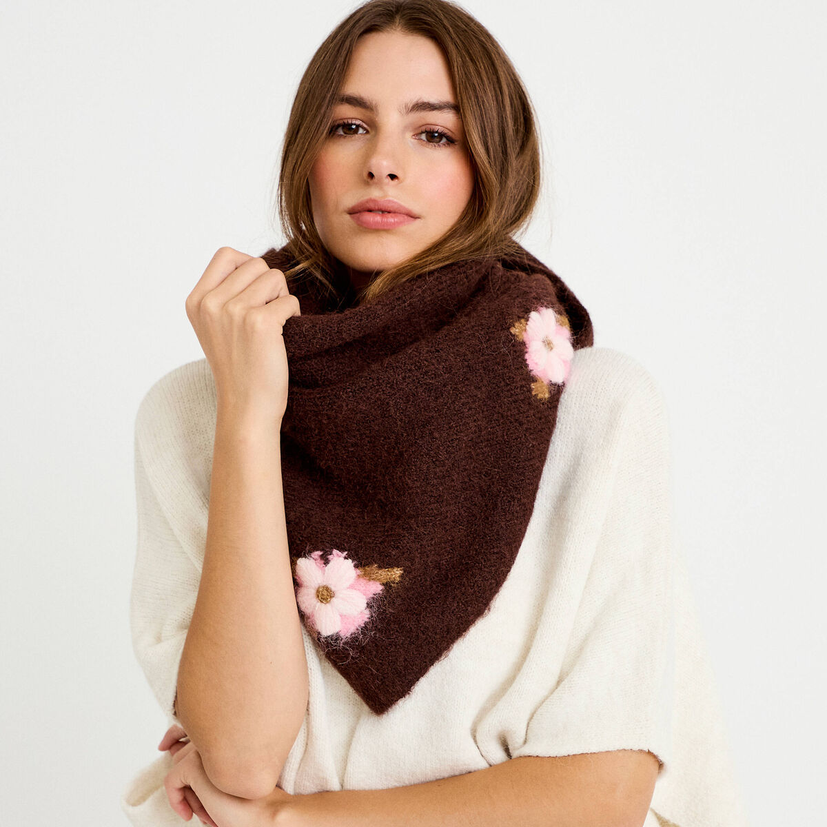 &Eacute;charpe fluide marron fonc&eacute; femme