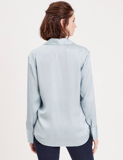 Chemise satin&eacute;e bleu clair femme