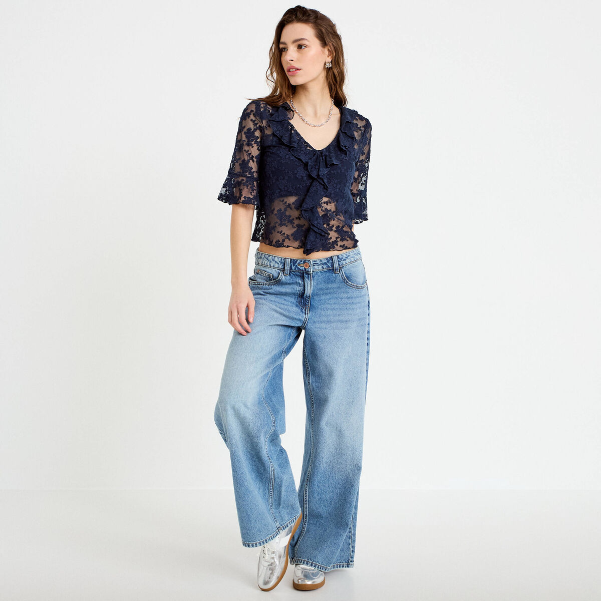 Blouse dentelle &agrave; volants bleu marine femme