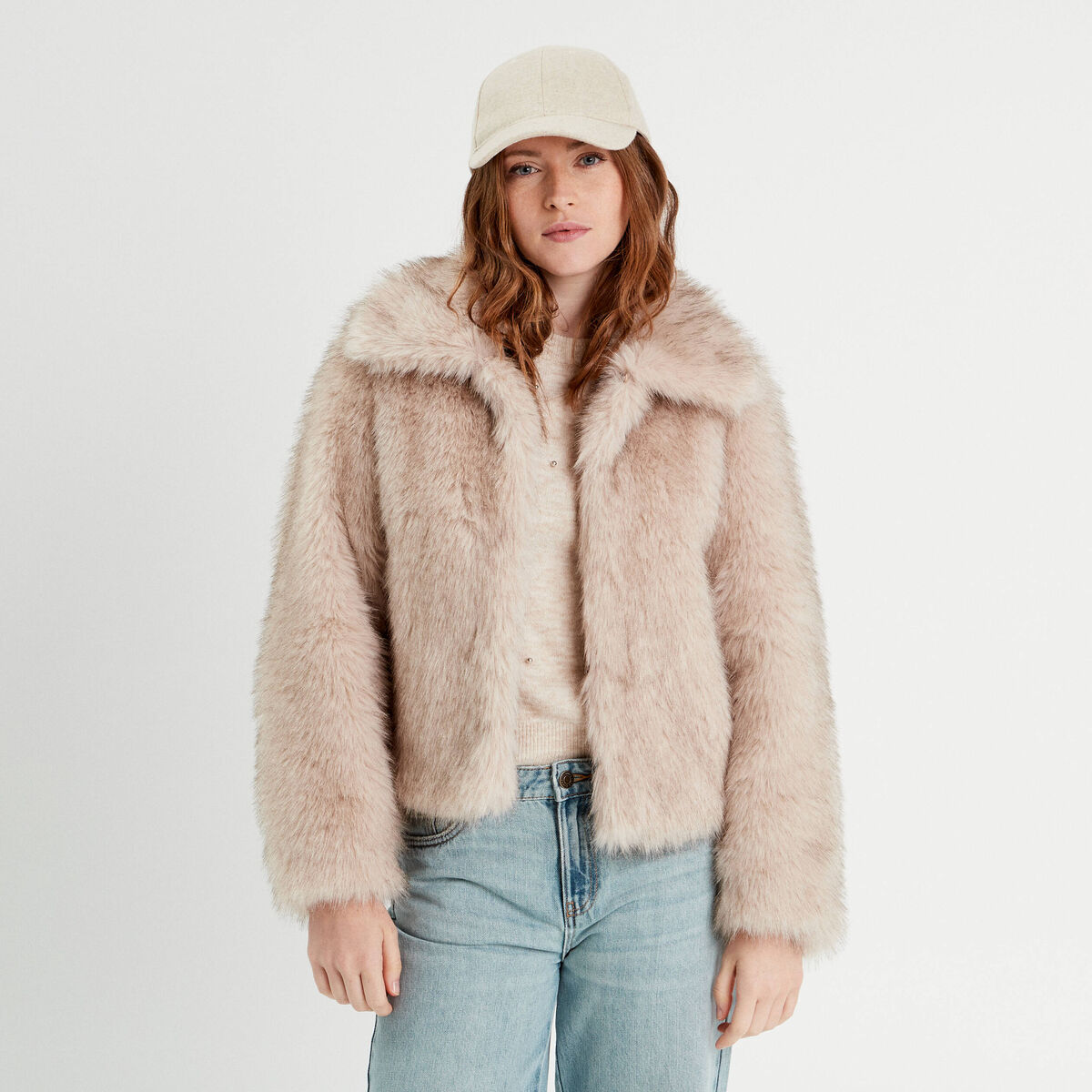 Veste courte en fausse fourrure sable femme