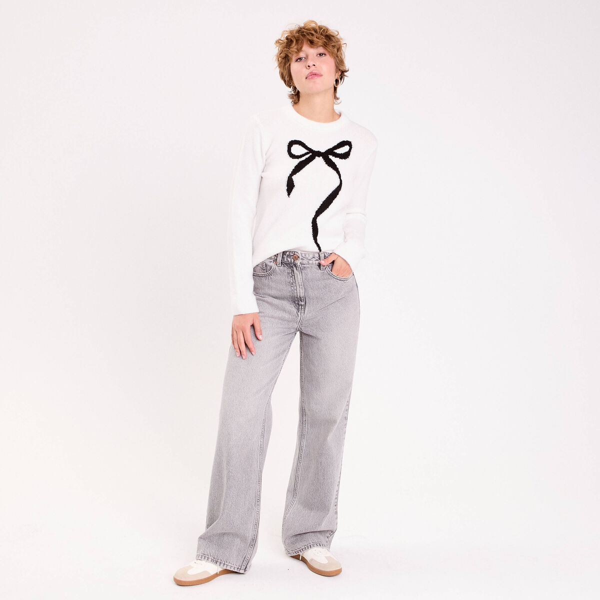 Pull motif noeud ecru femme